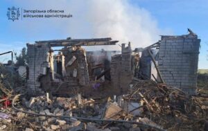 Майже тисяча ударів за добу: росія атакувала Запоріжжя та область, є загиблий