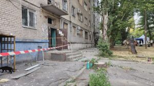 В результате обстрела Запорожья загрязнено более 3800 квадратных метров земель (ФОТО)