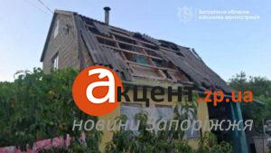 В Кушугуме погибла женщина, ещё четверо человек получили ранения: последствия 1041-го удара по Запорожскому району